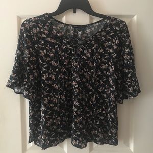 AEO Lace Up Bell Sleeve Floral Top